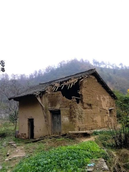 梦到小时候住的老房子_意味着什么