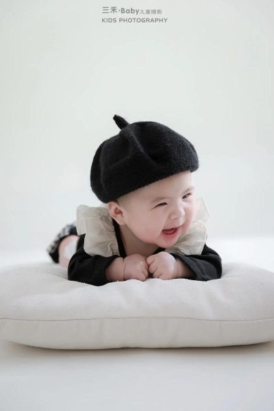 女宝宝百天照怎么拍_百天照服装搭配技巧
